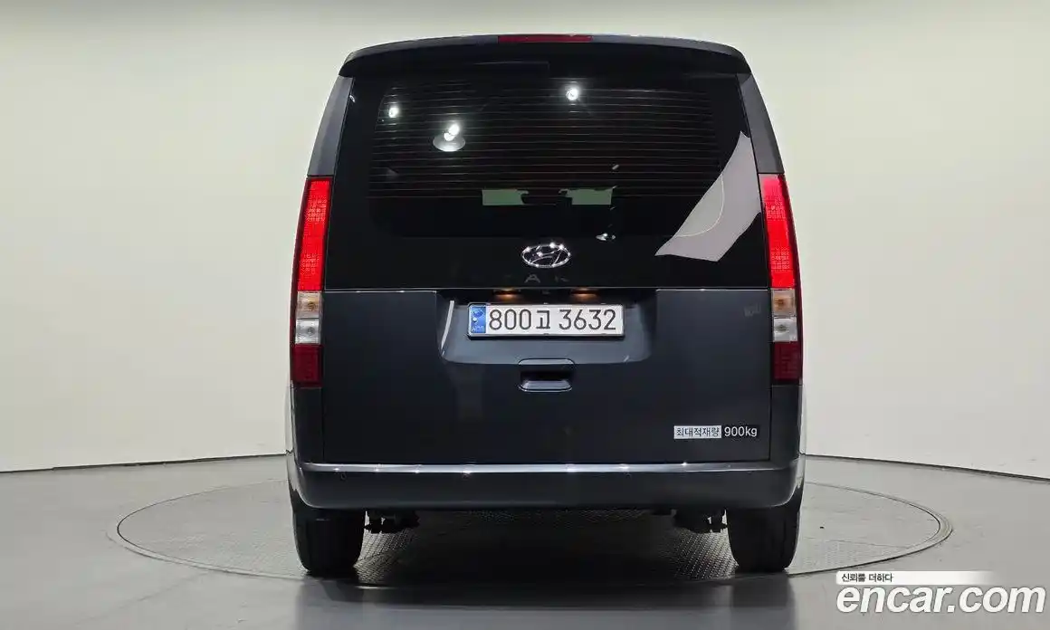 Hyundai Staria 2023 3.5 Автомат в Москве № 1142721, фото 4