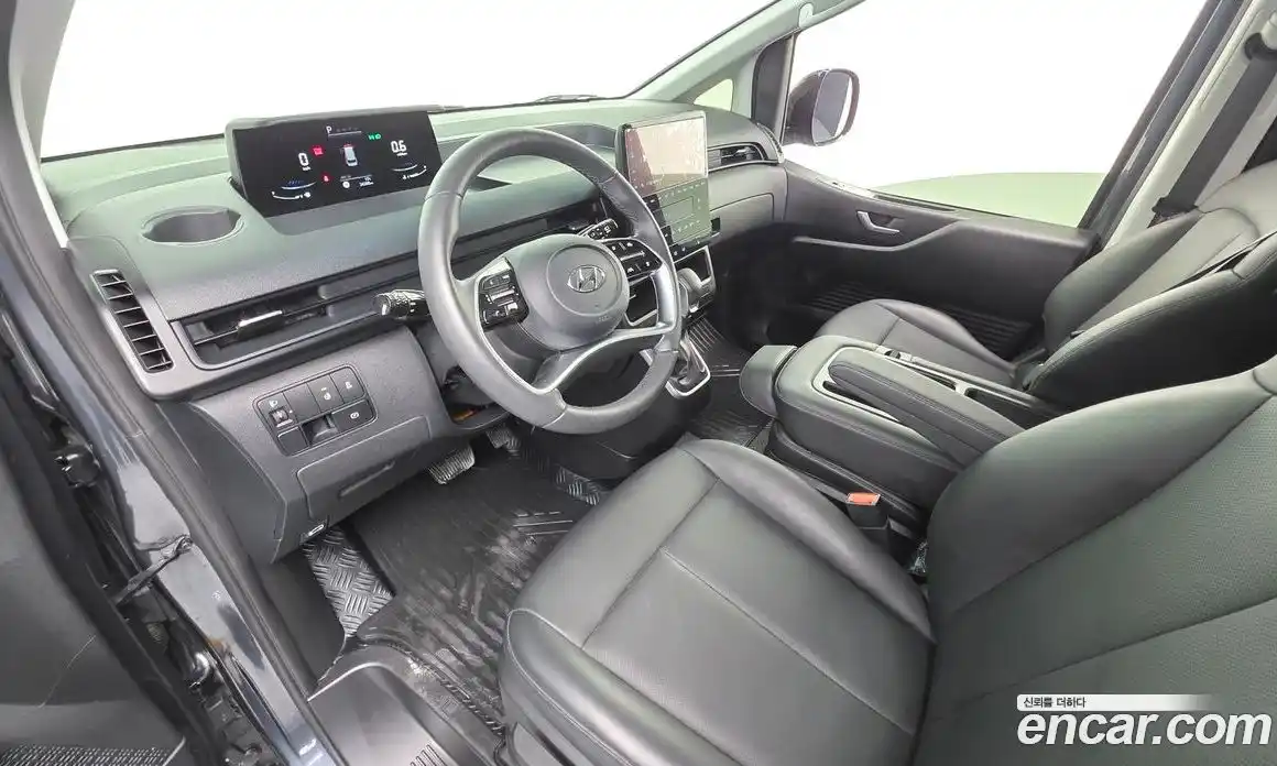 Hyundai Staria 2023 3.5 Автомат в Москве № 1142721, фото 7