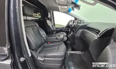 Hyundai Staria 2023 3.5 Автомат в Москве № 1142721, миниатюра 10