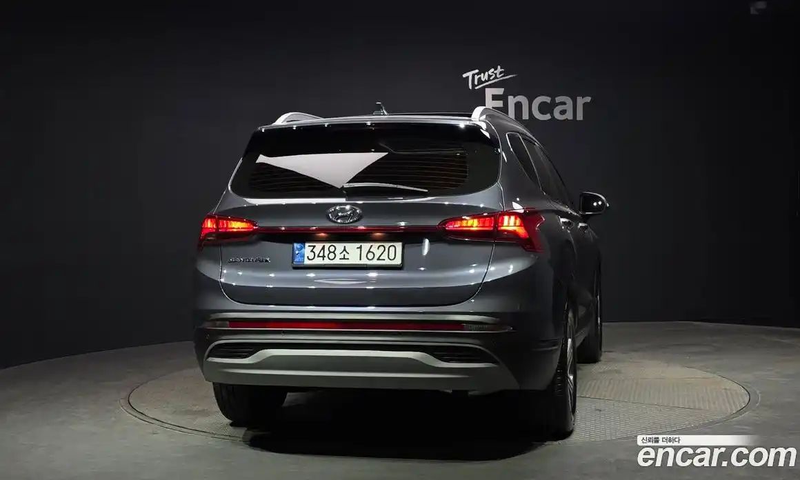 Hyundai Santa Fe 2022 2.5 гидро в Москве № 1142753, фото 4