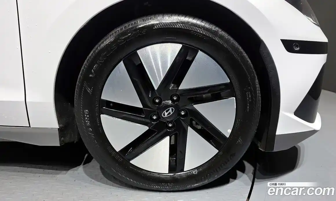 Hyundai Ioniq 6 2023 0.1 Автомат в Москве № 1142818, фото 5