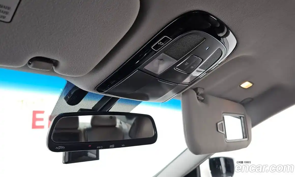 Hyundai Grandeur 2014 2.4 Автомат в Москве № 1142832, фото 15