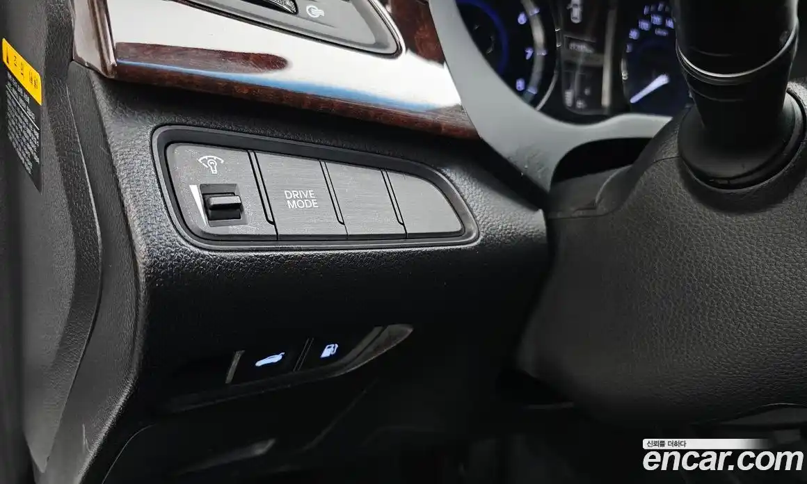 Hyundai Grandeur 2014 2.4 Автомат в Москве № 1142832, фото 16