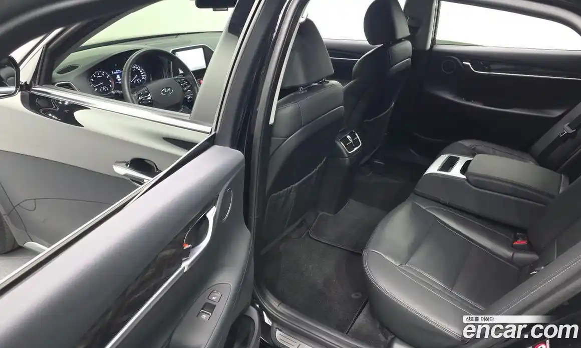 Hyundai Grandeur 2019 2.4 Автомат в Москве № 1142879, фото 11