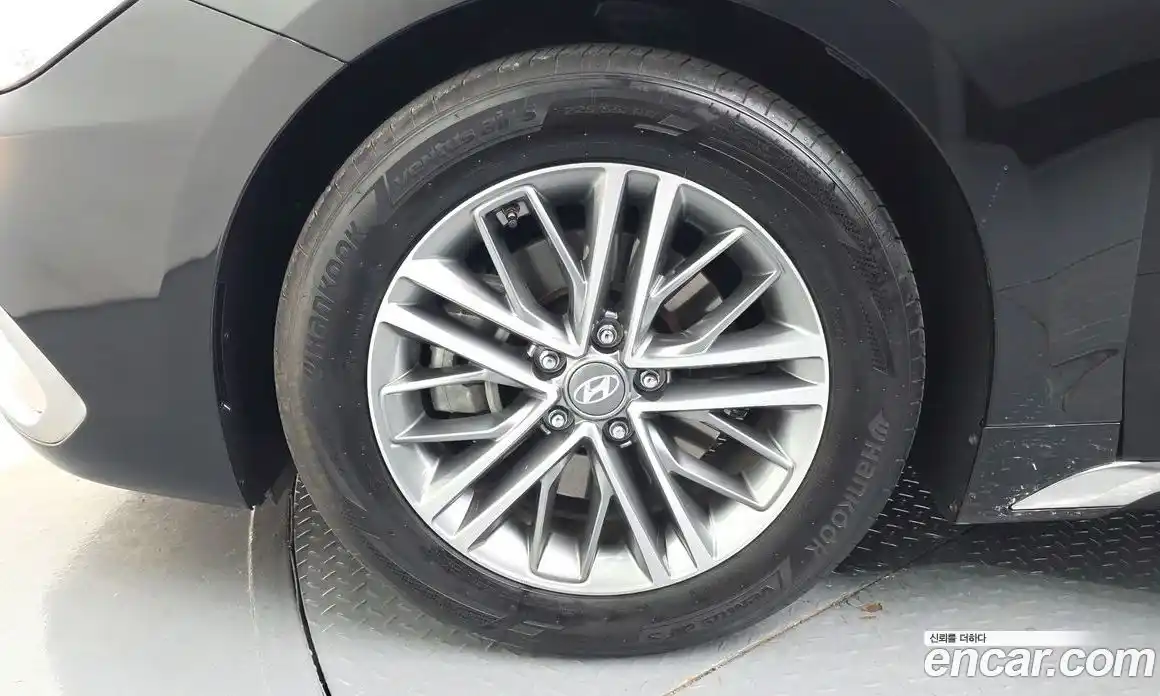 Hyundai Grandeur 2019 2.4 Автомат в Москве № 1142879, фото 5