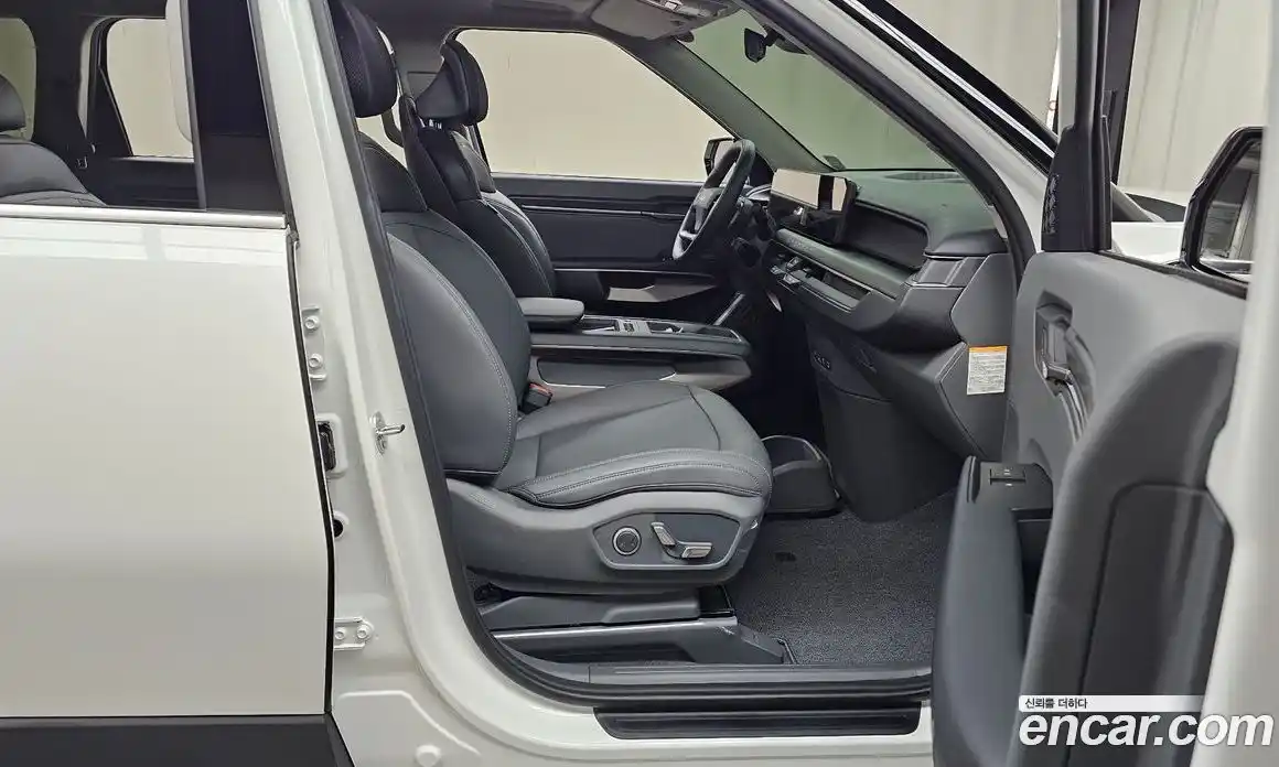 Kia EV9 2025 0.2 Автомат в Москве № 1142961, фото 11