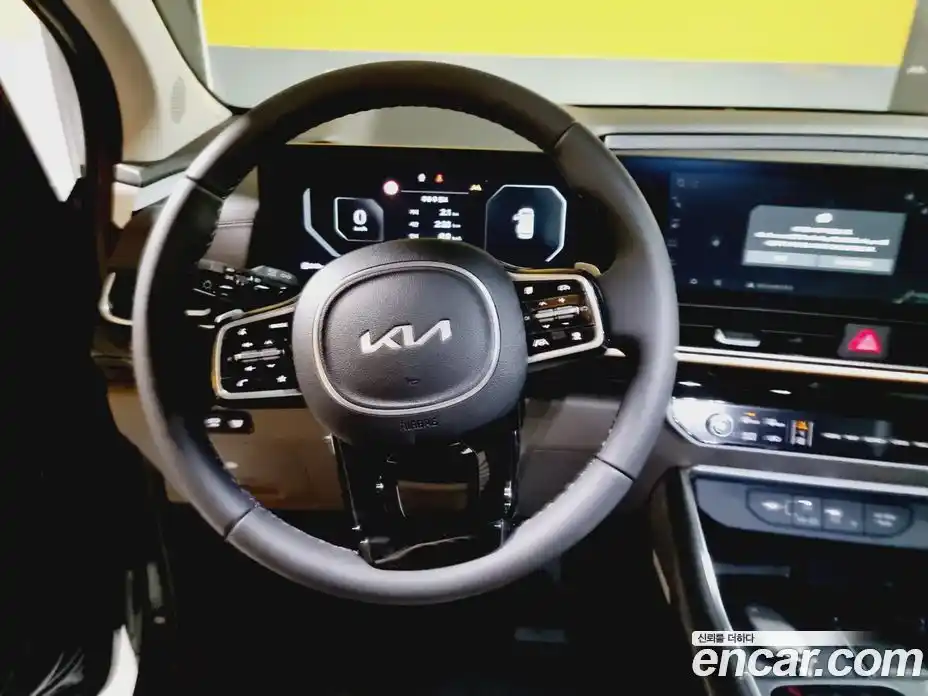 Kia Canival 2024 1.6 Автомат в Москве № 1143026, фото 12