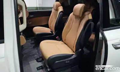 Kia Canival 2022 2.2 Автомат в Москве № 1143199, миниатюра 12