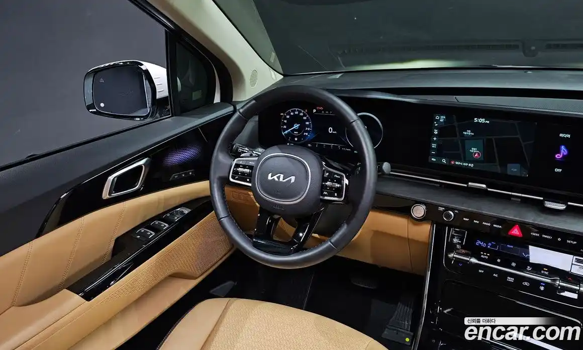 Kia Canival 2022 2.2 Автомат в Москве № 1143199, фото 13