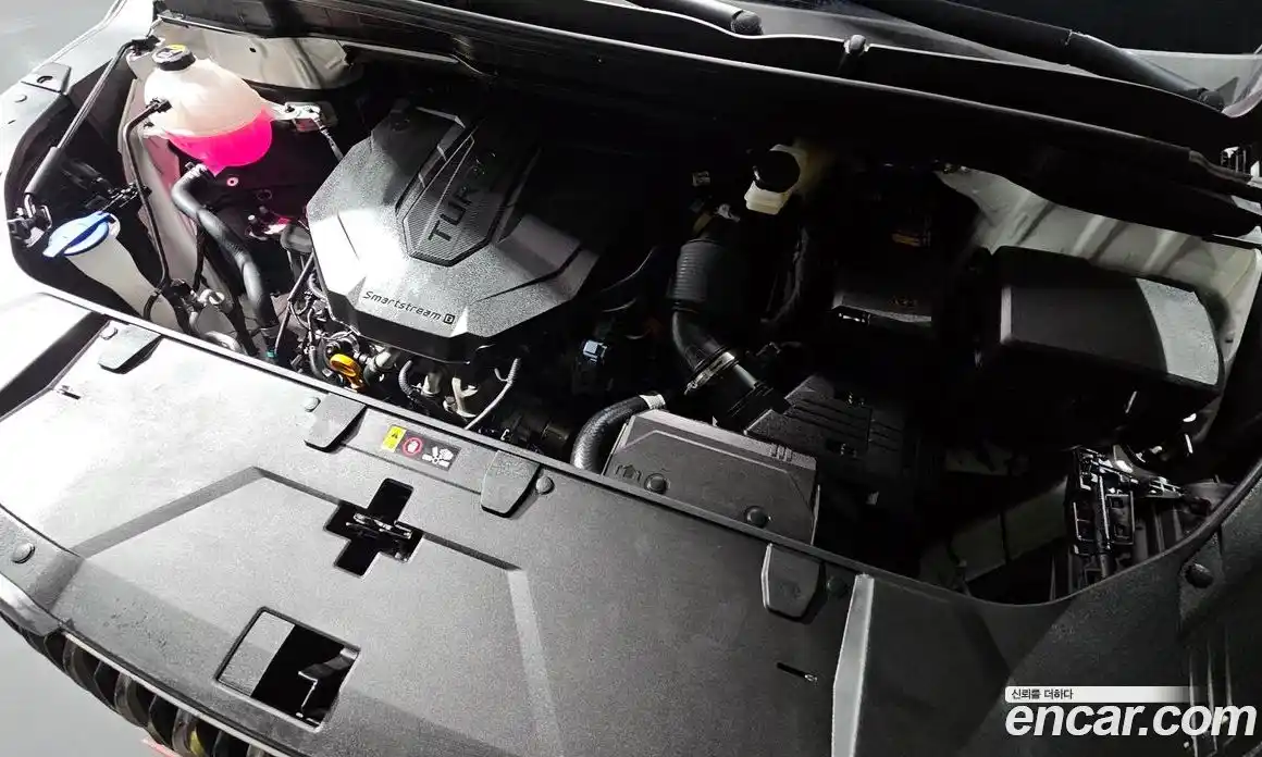 Kia Canival 2022 2.2 Автомат в Москве № 1143199, фото 6