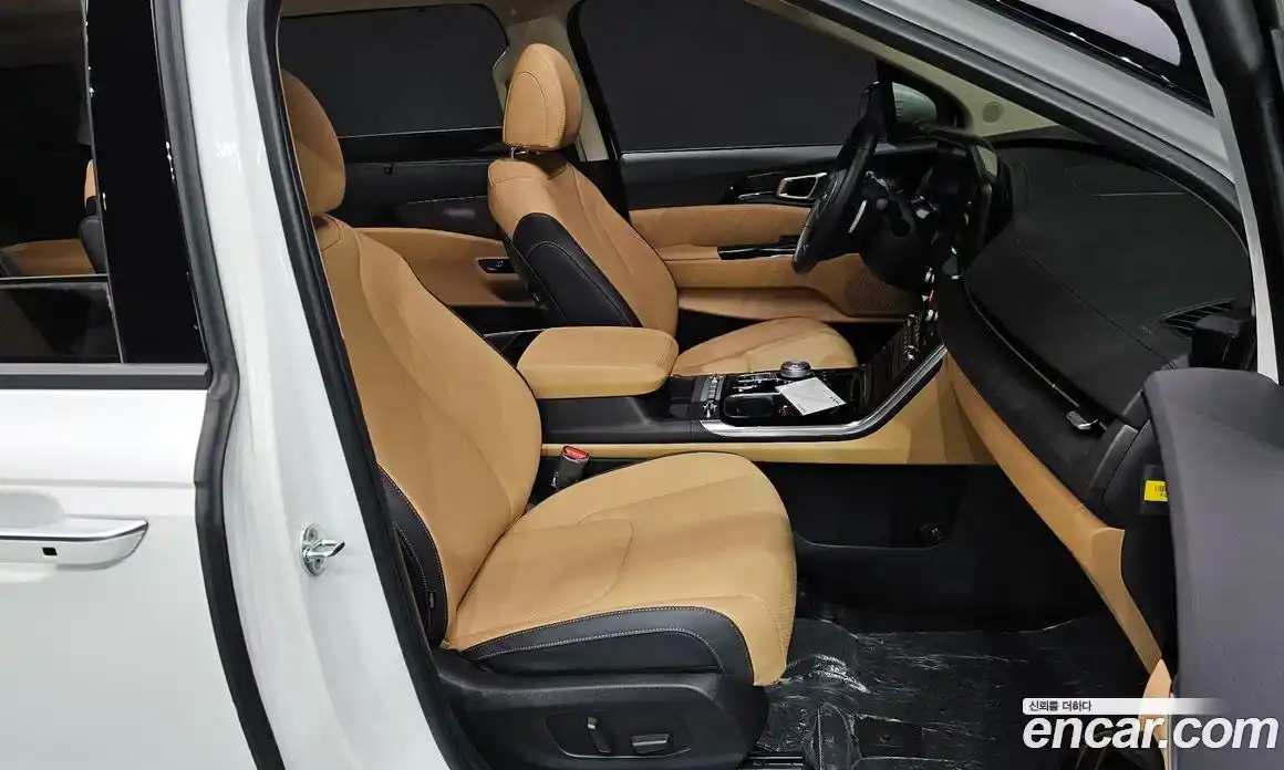 Kia Canival 2022 2.2 Автомат в Москве № 1143199, фото 10