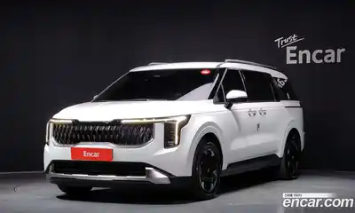 Kia Canival HEV 9seater Signature