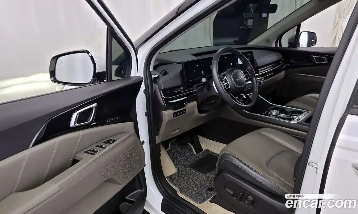 Kia Canival 2024 1.6 Автомат в Москве № 1143295, фото 10