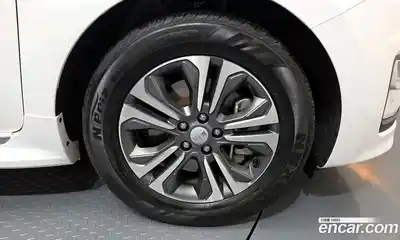 Kia Canival 2019 2.2 Автомат в Москве № 1143318, миниатюра 5