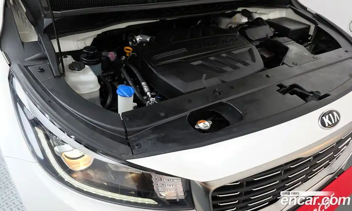 Kia Canival 2019 2.2 Автомат в Москве № 1143318, фото 6