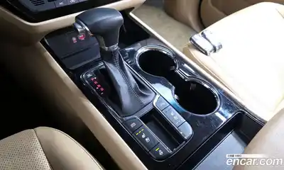 Kia Canival 2019 2.2 Автомат в Москве № 1143318, миниатюра 9