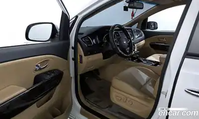 Kia Canival 2019 2.2 Автомат в Москве № 1143318, миниатюра 10