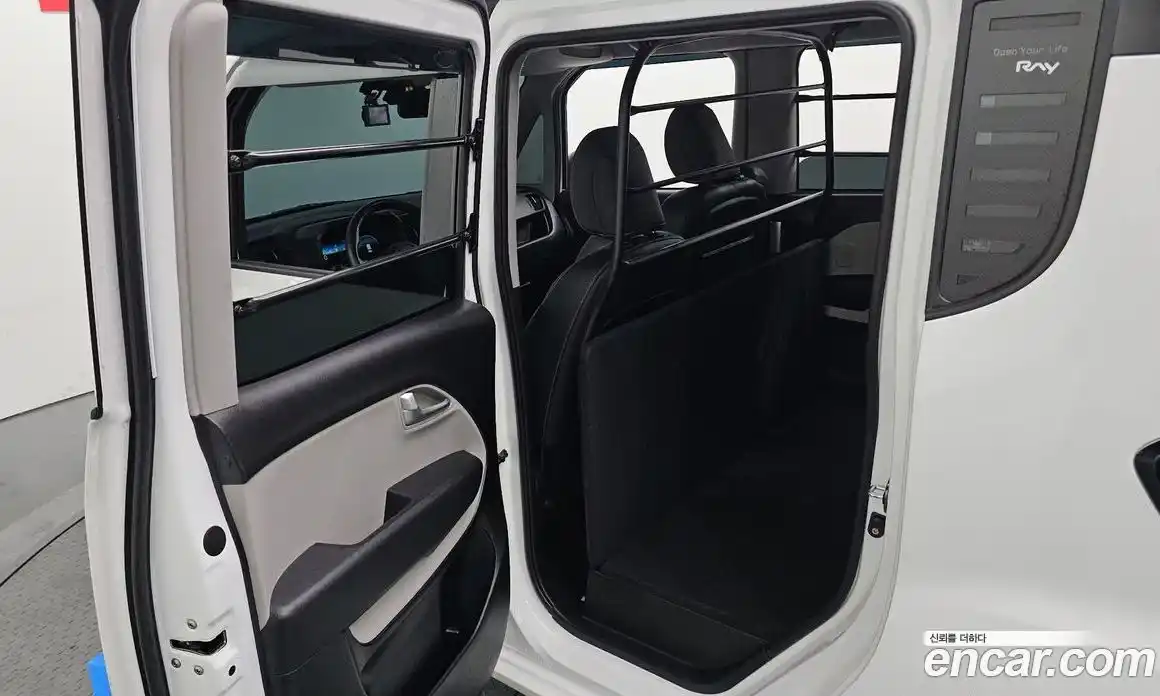 Kia Ray 2023 0.1 Автомат в Москве № 1143338, фото 12