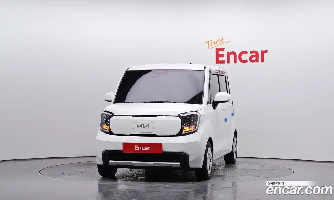 Kia Ray 2023 0.1 Автомат в Москве № 1143338, фото 3