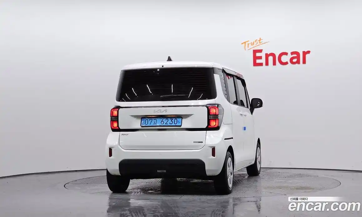 Kia Ray 2023 0.1 Автомат в Москве № 1143338, фото 4