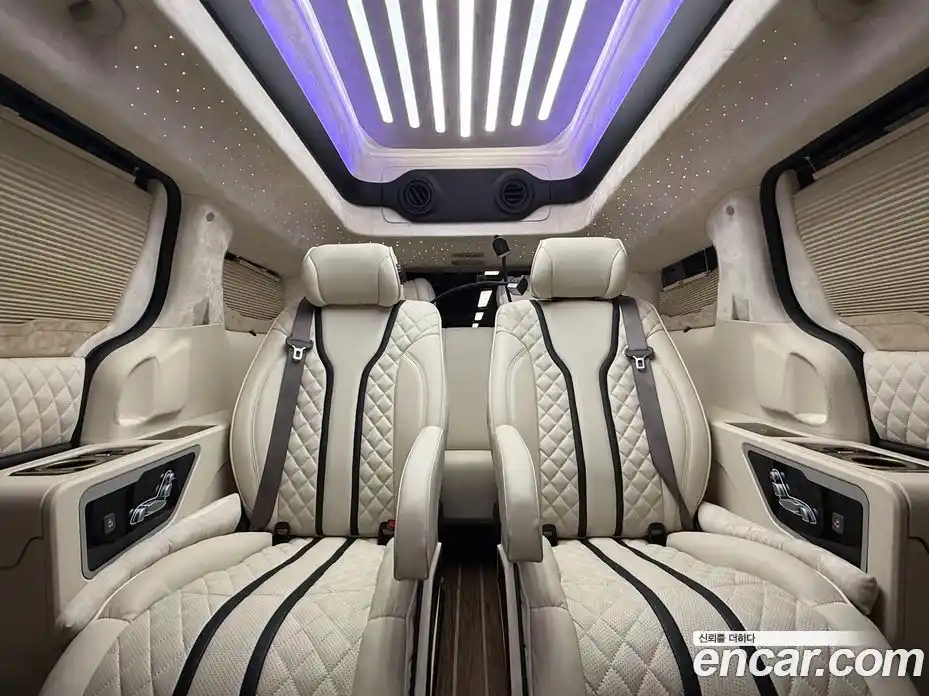 Kia Canival 2022 3.5 Автомат в Москве № 1143378, фото 18