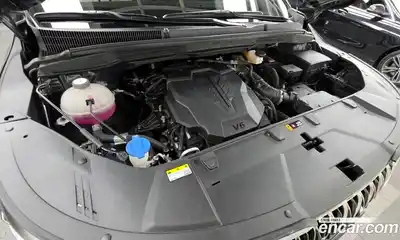 Kia Canival 2022 3.5 Автомат в Москве № 1143378, миниатюра 6