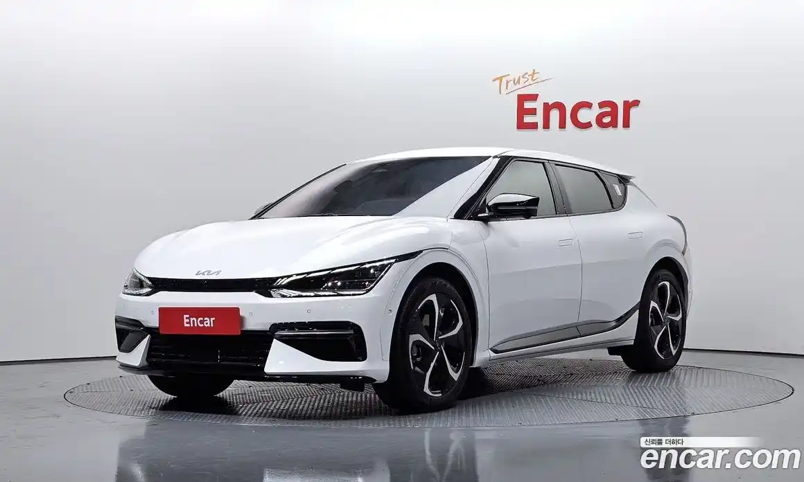 Kia EV6 2022 0.1 Автомат в Москве № 1143398, фото 1