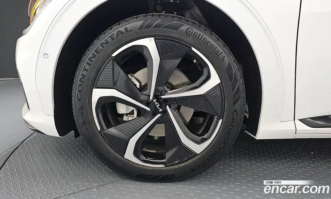 Kia EV6 2022 0.1 Автомат в Москве № 1143398, фото 5