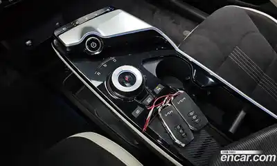 Kia EV6 2022 0.1 Автомат в Москве № 1143398, миниатюра 9