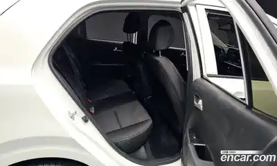 Kia Morning 2023 1.0 Автомат в Москве № 1143399, миниатюра 11