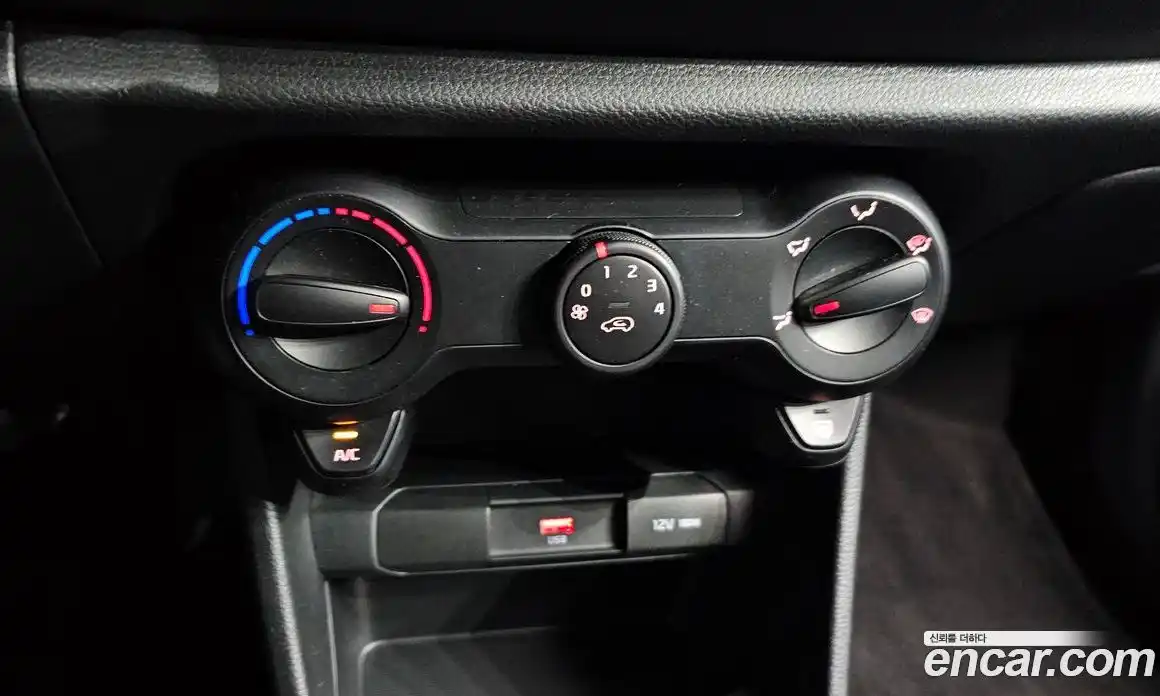 Kia Morning 2023 1.0 Автомат в Москве № 1143399, фото 16