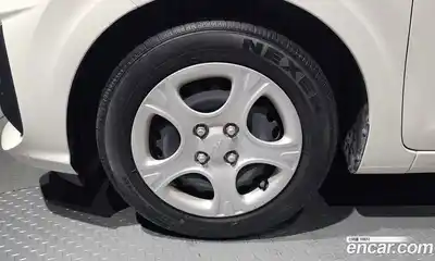 Kia Morning 2023 1.0 Автомат в Москве № 1143399, миниатюра 5