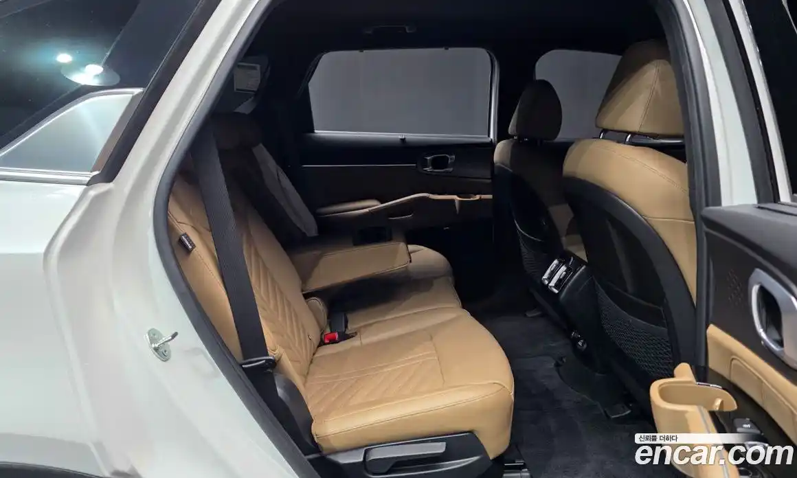 Kia Sorento 2023 1.6 Автомат в Москве № 1143421, фото 11