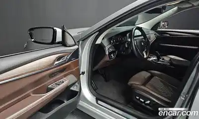 BMW 6-Series 2018 3.0 Автомат в Москве № 1145230, миниатюра 11