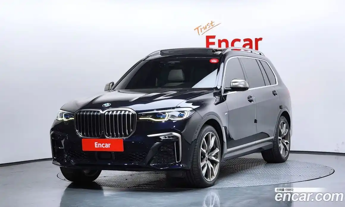 BMW X7 2021 4.4 гидро в Москве № 1145468, фото 1