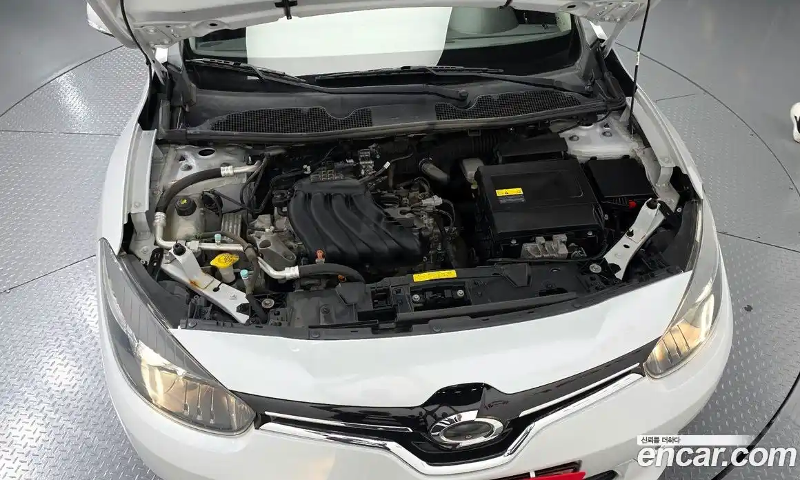 Renault SM3 2019 1.6 гидро в Москве № 1145826, фото 6