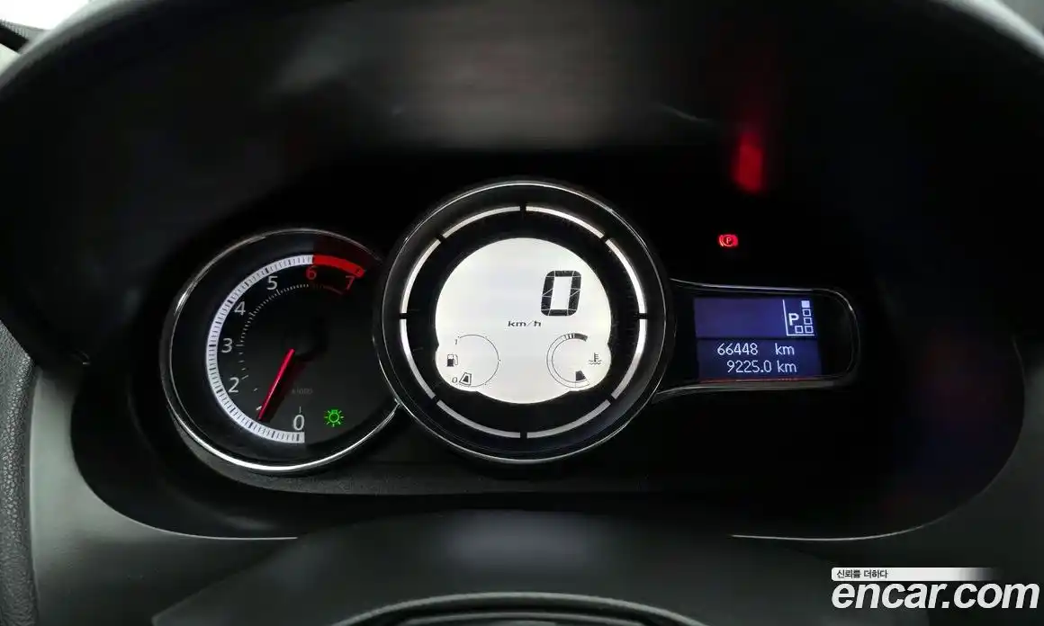 Renault SM3 2019 1.6 гидро в Москве № 1145826, фото 8