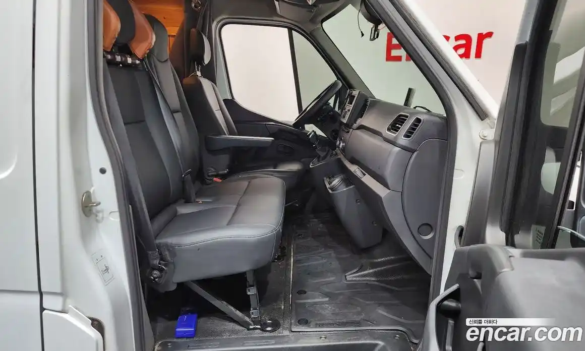 Renault Master 2020 2.3 механика в Москве № 1145964, фото 11