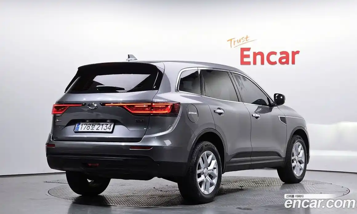 Renault QM6 2018 2.0 Автомат в Москве № 1146044, фото 1