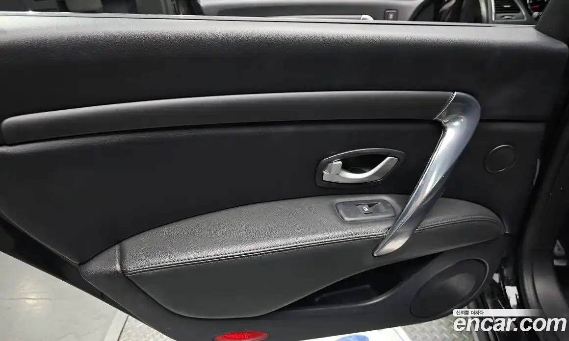 Renault SM7 2015 2.0 гидро в Москве № 1146110, фото 20