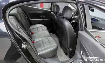 Renault SM3 2014 1.6 гидро в Москве № 1146433, миниатюра 12