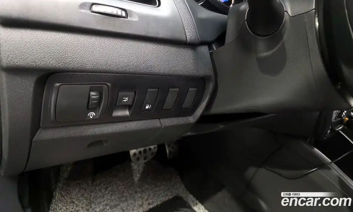 Renault SM3 2014 1.6 гидро в Москве № 1146433, фото 17