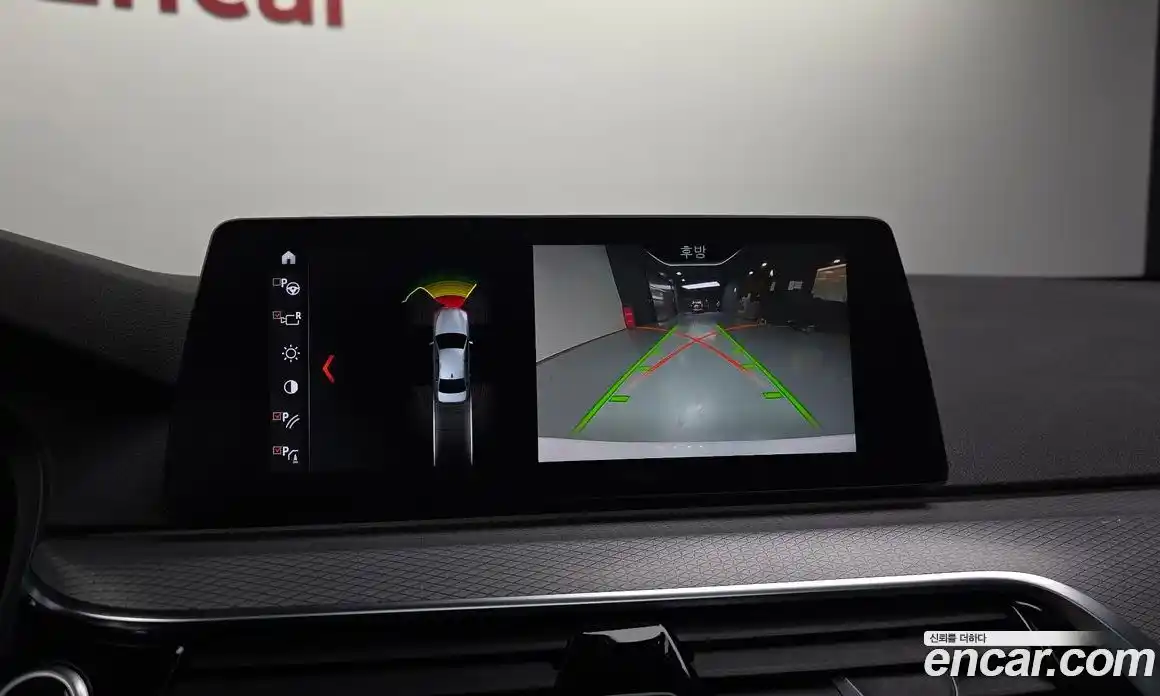 BMW 5-Series 2018 2.0 Автомат в Москве № 1146540, фото 14