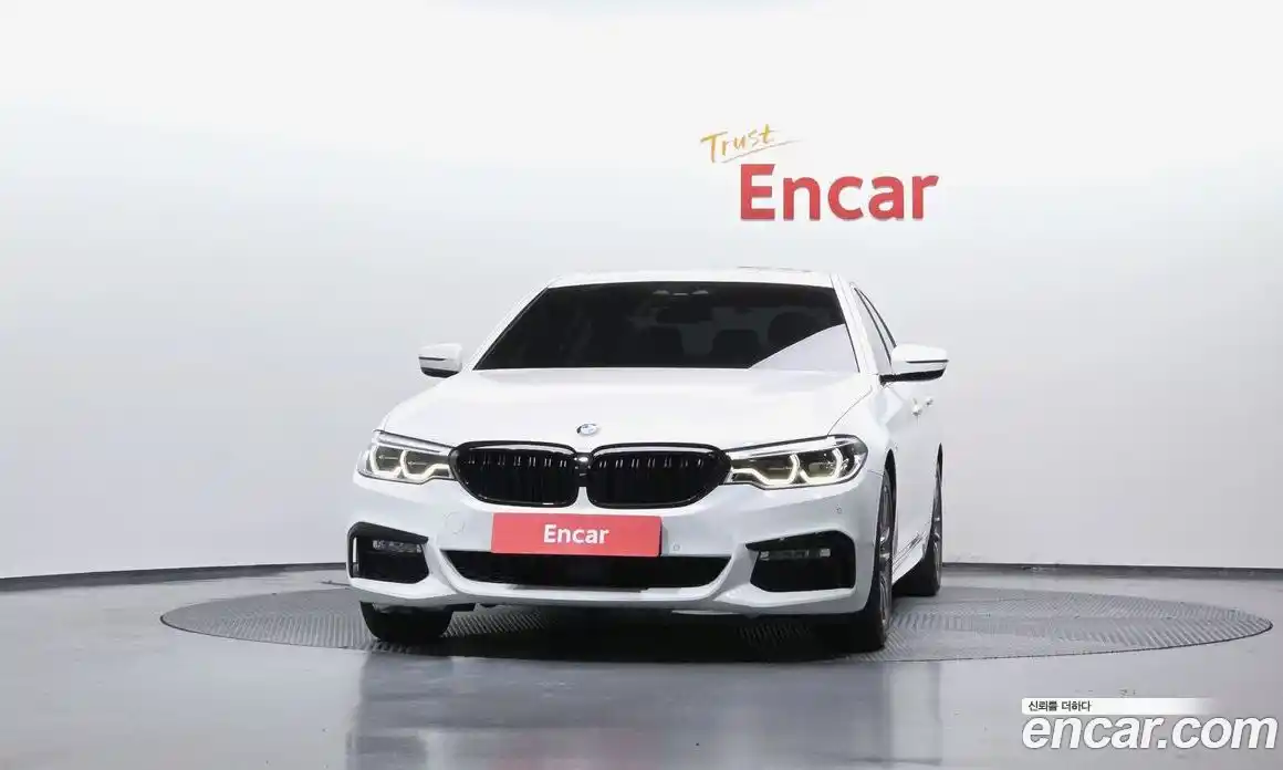 BMW 5-Series 2018 2.0 Автомат в Москве № 1146540, фото 2