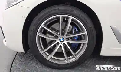 BMW 5-Series 2018 2.0 Автомат в Москве № 1146540, миниатюра 4