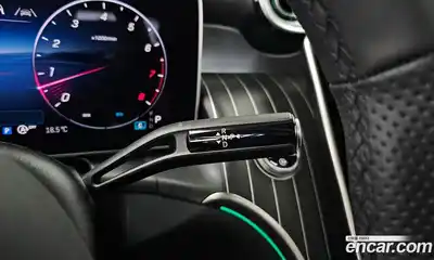 Mercedes-Benz GLC-Class 2025 2.0 гидро в Москве № 1146910, миниатюра 9