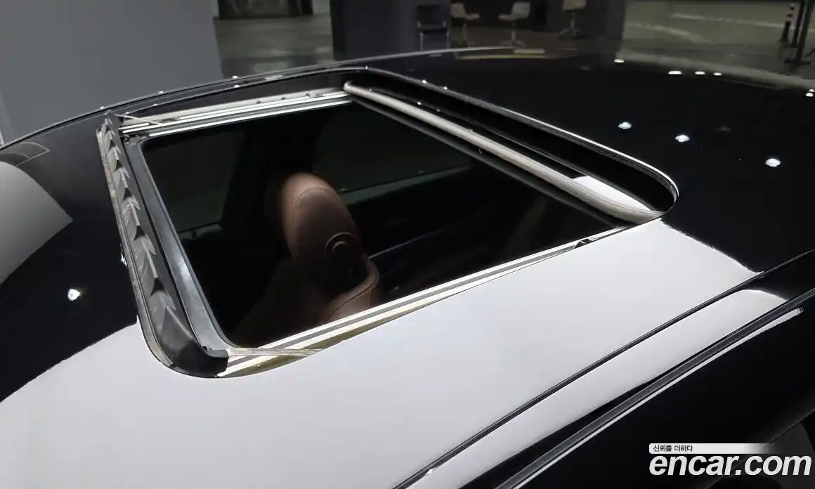 Mercedes-Benz E-Class 2023 2.0 гидро, фото 15
