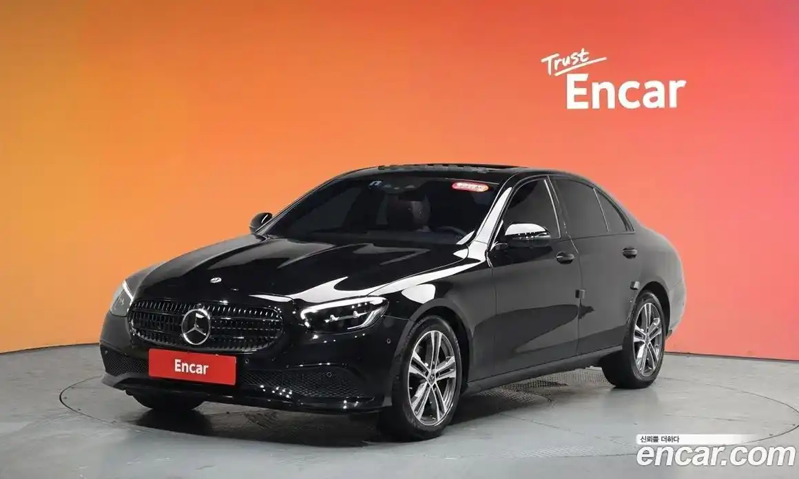 Mercedes-Benz E-Class 2023 2.0 гидро, фото 20