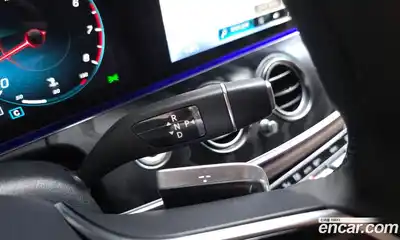 Mercedes-Benz E-Class 2023 2.0 гидро, миниатюра 8