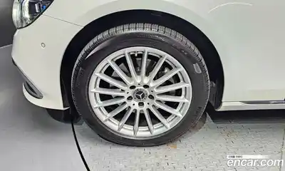 Mercedes-Benz E-Class 2023 1.9 гидро, миниатюра 5